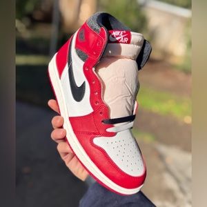 Jordan 1 “Lost and found” 8.5M